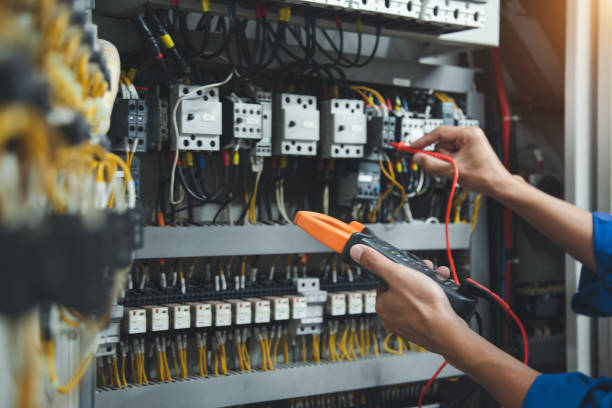 Best Licensed Electrician  in Crystal, MN